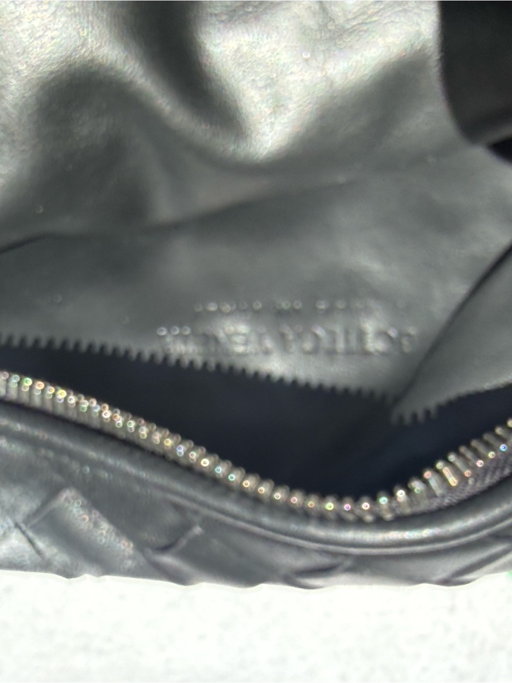 Bottega Veneta Black Teen Jodie Intrecciato Leather Handbag - Picture 3 of 4